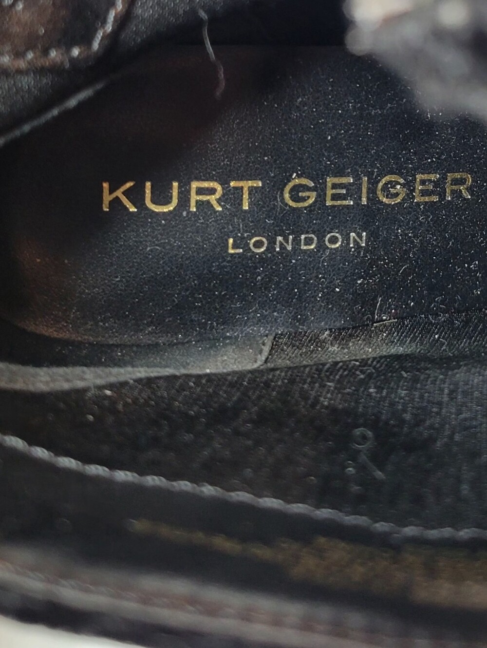 Kurt Geiger sz 38 Belgravia Bow Black Velvet Pointed Toe Ankle Boot Rhinestone - Picture 3 of 9